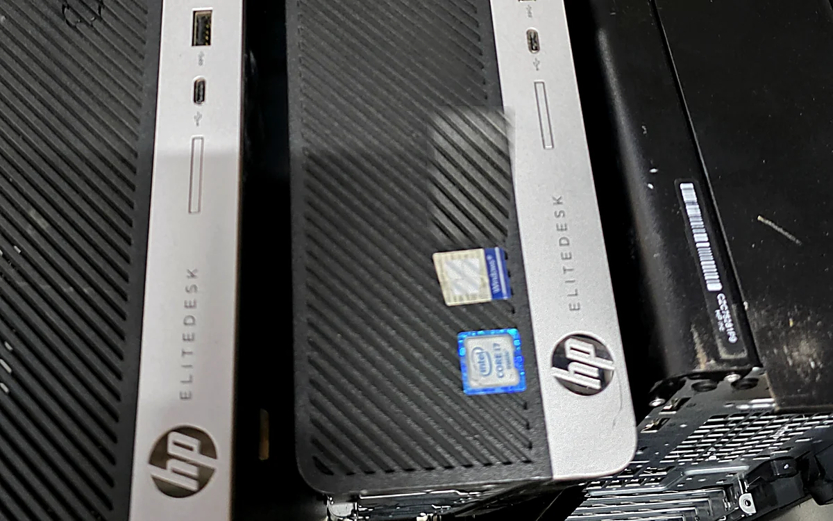 Zakelijke HP EliteDesk-computers, ingenomen voor opkoop